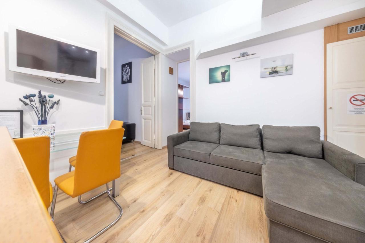 Anastasia 2 Bedrooms Apartment On Vaci Utca Budapest Exterior foto